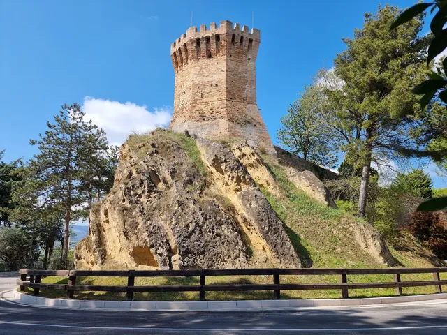 Torre dell'Onglavina