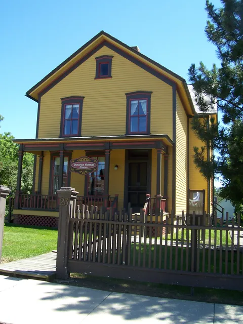 Lombard Historical Society- Victorian Cottage Museum, Carriage House, and Lilac Emporium Gift Shop