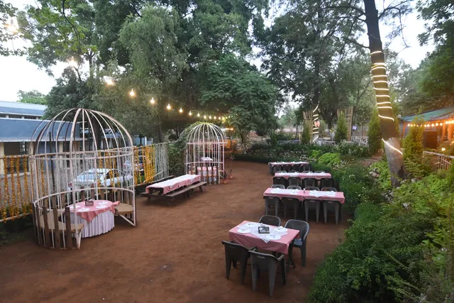 BETA BAWARCHI RESTAURANT PACHMARHI