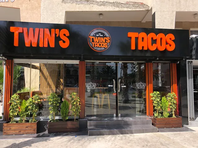 Twin's Tacos Playa