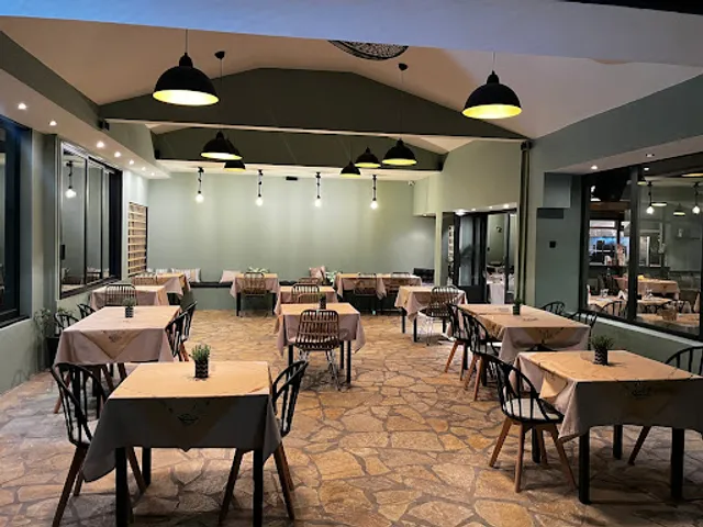 Akos Farm Restaurant