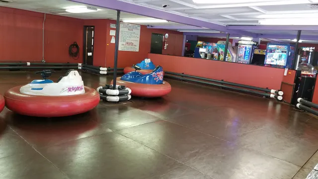 Holiday Hill Miniature Golf