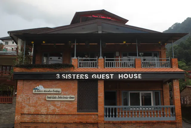3 Sisters Guest House