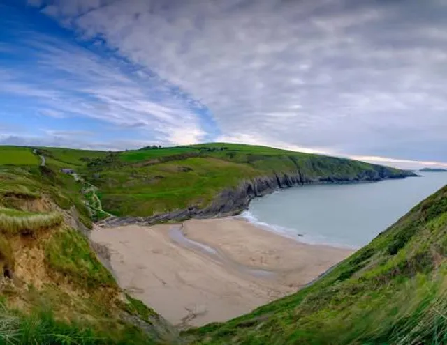 Traeth Mwnt