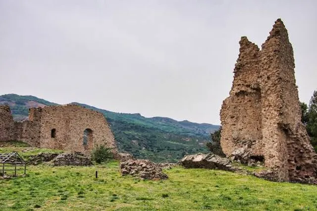 Ruderi Castello dei Ventimiglia