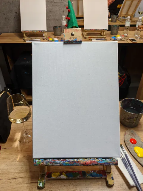 DaliVino Art Gallery