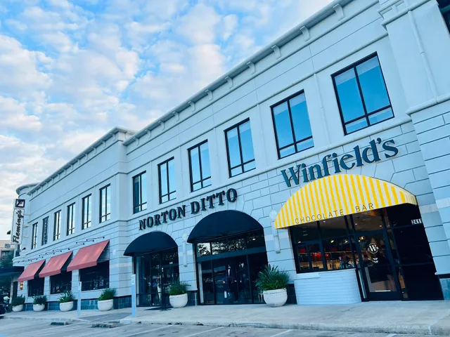 The Centre at River Oaks