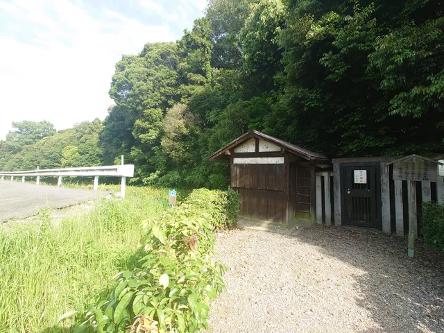 Tsukiyama Kofun Tombs