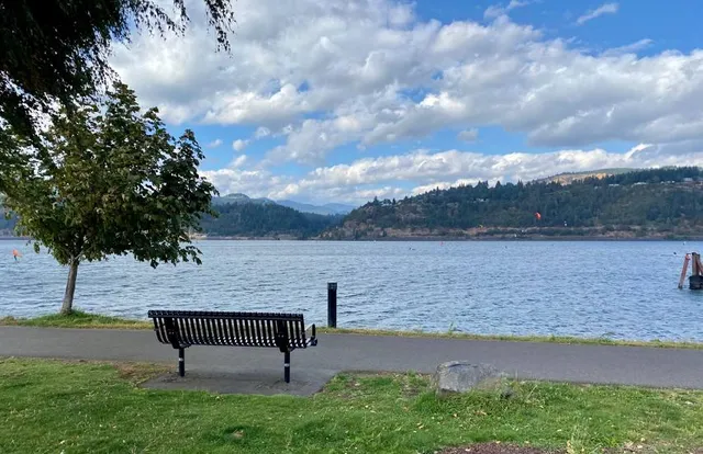 Hood River Event Site
