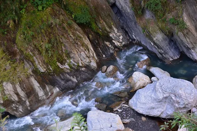 Baiyang Trail Shuilian Cave