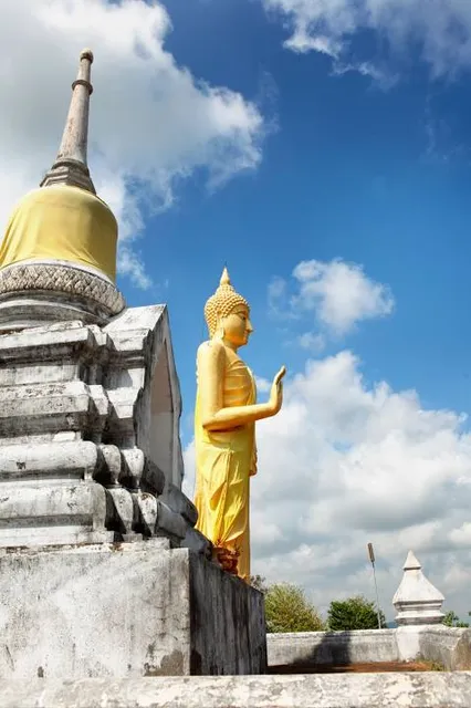 Wat Khao Chedi