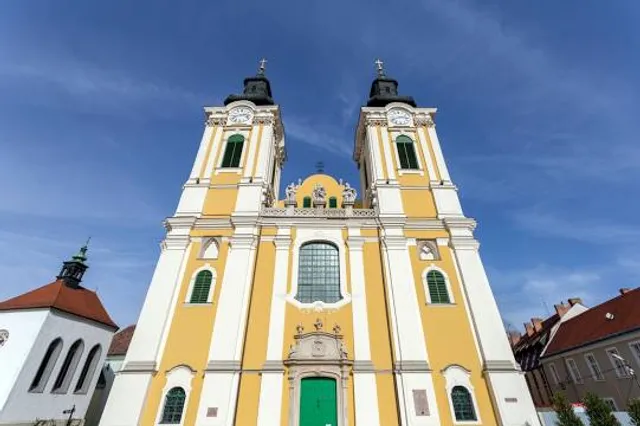 Medieval Ruin Garden