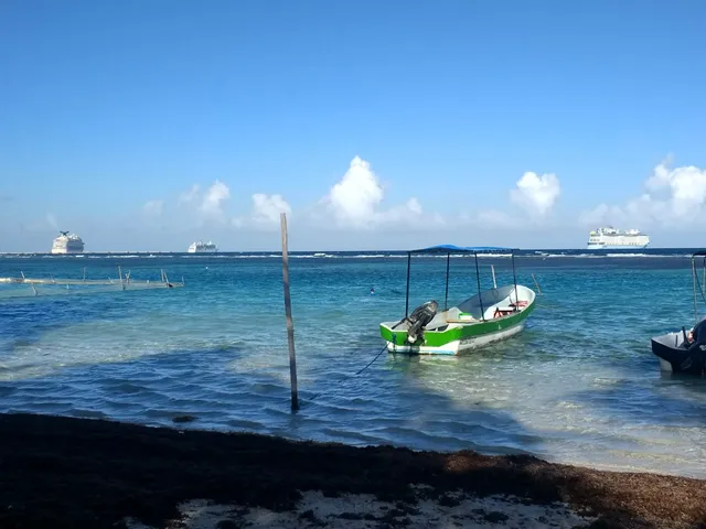 Beach Escape, Costa Maya