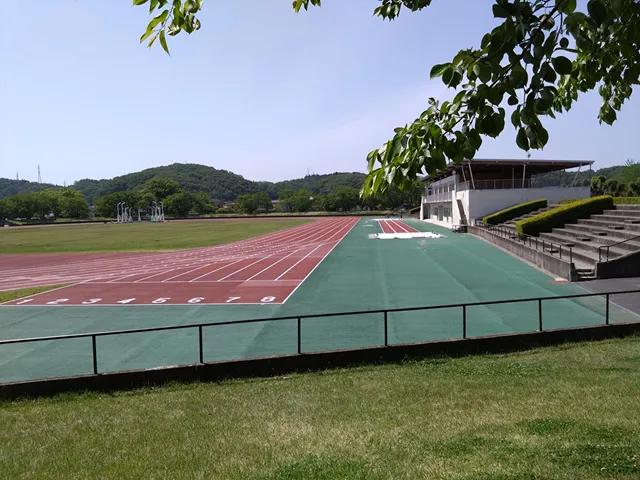 Shirakawashi Sogoundo Park