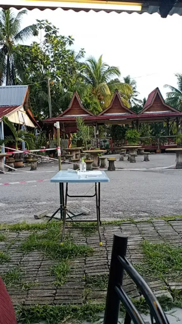 Morib Station Seafood n Western Kwizin