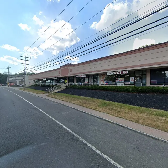 Riverwalk Plaza Shopping Center