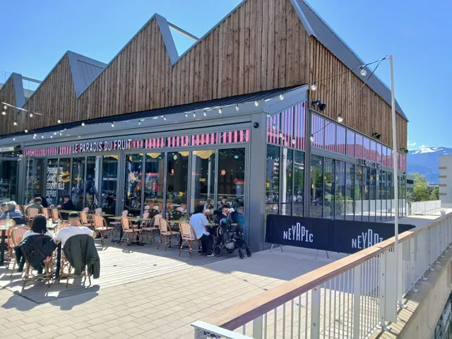 Le Paradis du Fruit - Neyrpic