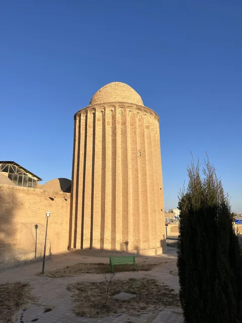 Kashaneh Tower