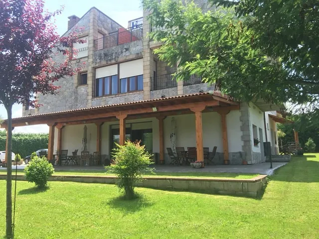 Hosteria La Moraleja