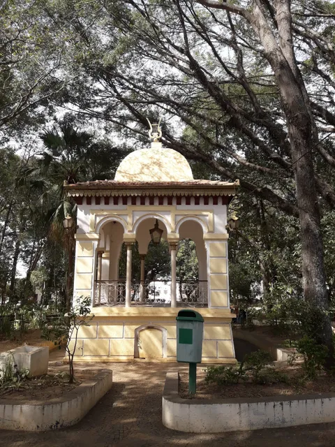 place image