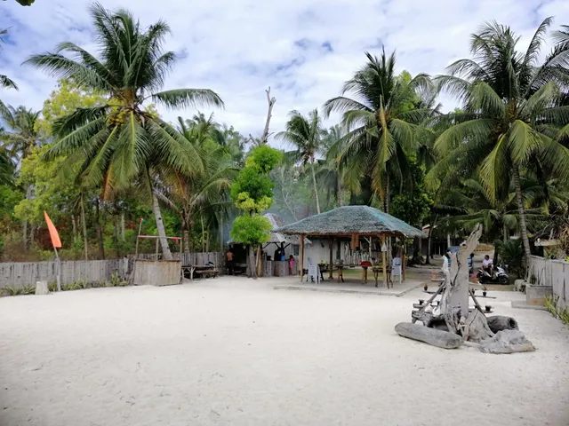 Sabas Beach and Campsite