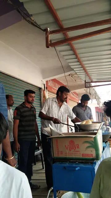 Venkateshwara Tiffin Center