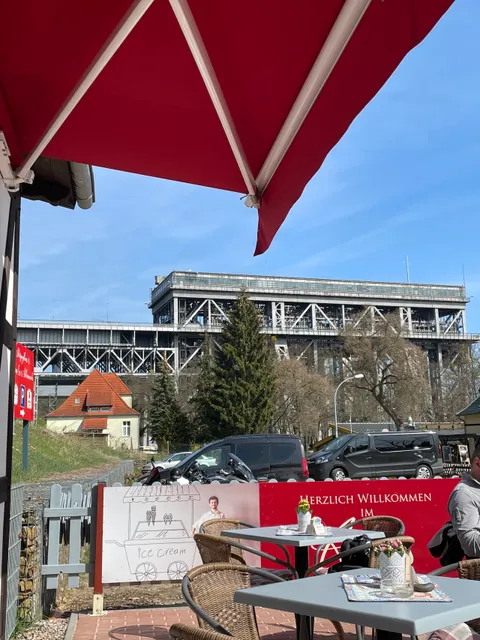 Schiffergasthaus Anton‘s Eis & Schlemmerecke