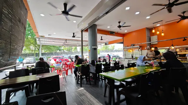 Restoran Ayam Kampung Malaya