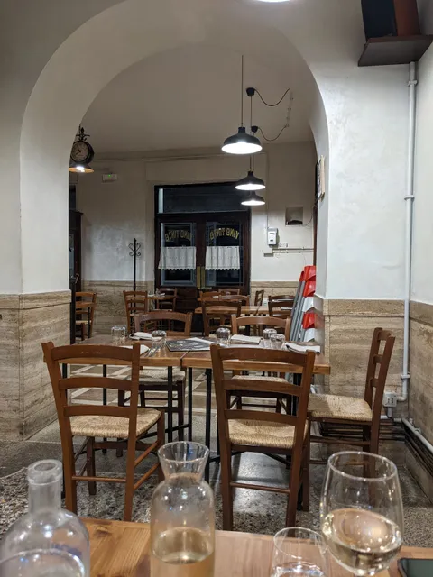 Vino Tinto Di Lattanzi Daniele