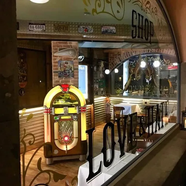 Love and Hate tattoo studio