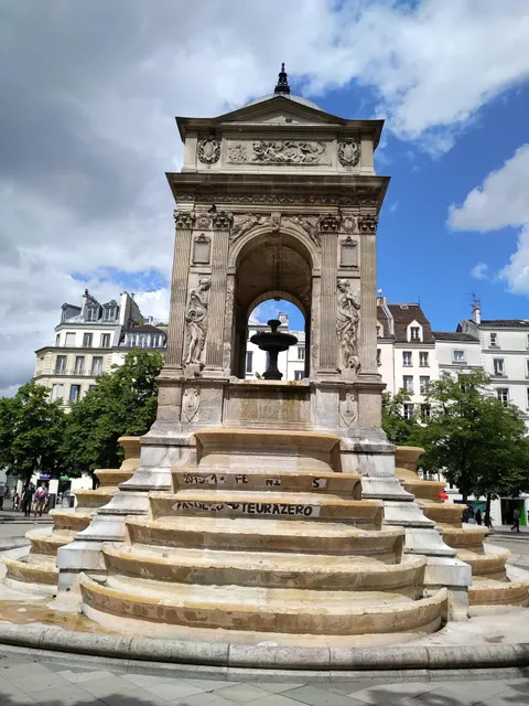 Fontaine des Innocents
