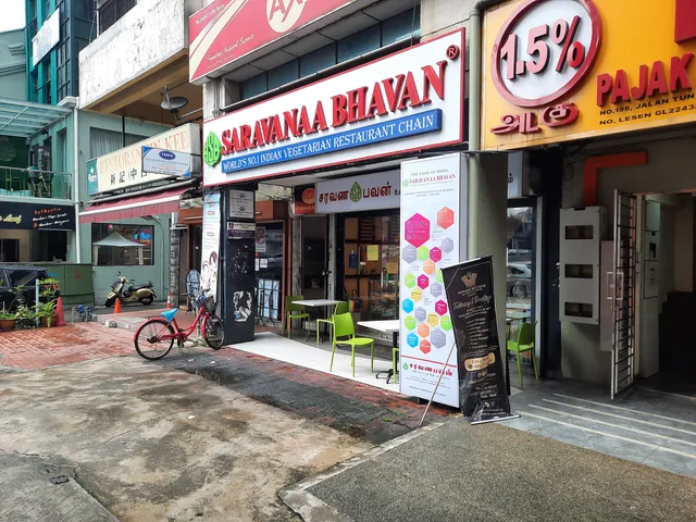 Restoran Saravanaa Bhavan • Brickfields