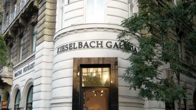 Kieselbach Gallery, shop and auction house