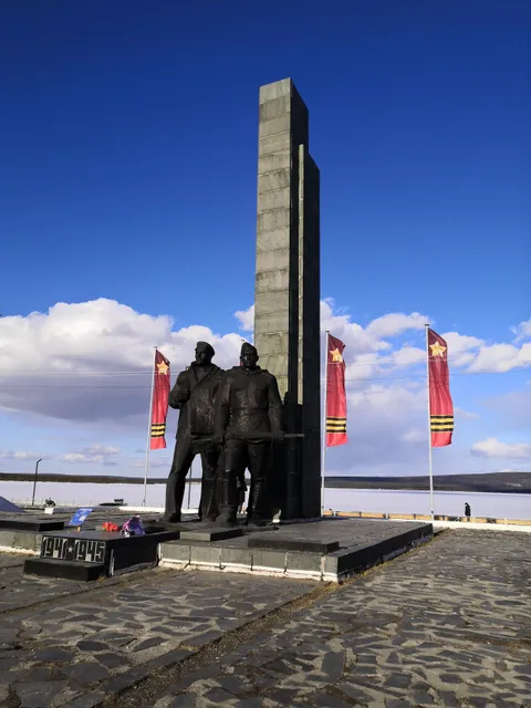 Monument to defenders of the Polar Region