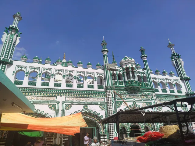 Dargah Va Masjid Khamman Peer Baba, Charbagh
