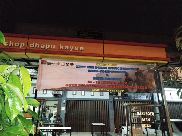 Family Coffee & Studio Music