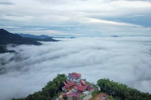 Lolai Tongkonan Lempe