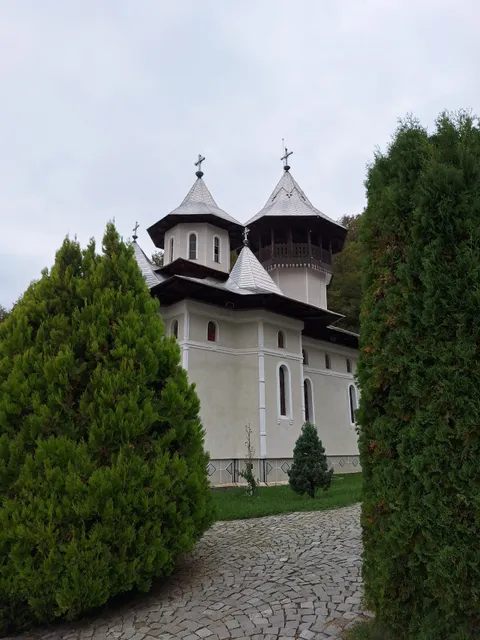 Crișan-Vaca Monastery