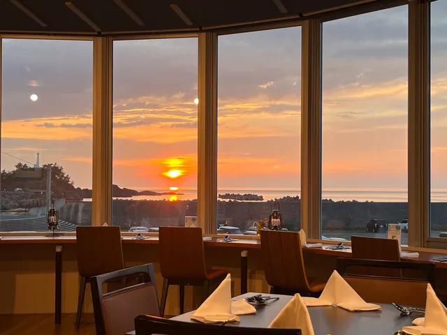 庄内浜文化伝道師の店「ピッコロ・パッソ」