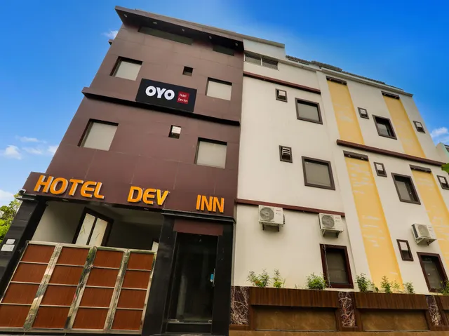 OYO Hotel Dev Inn