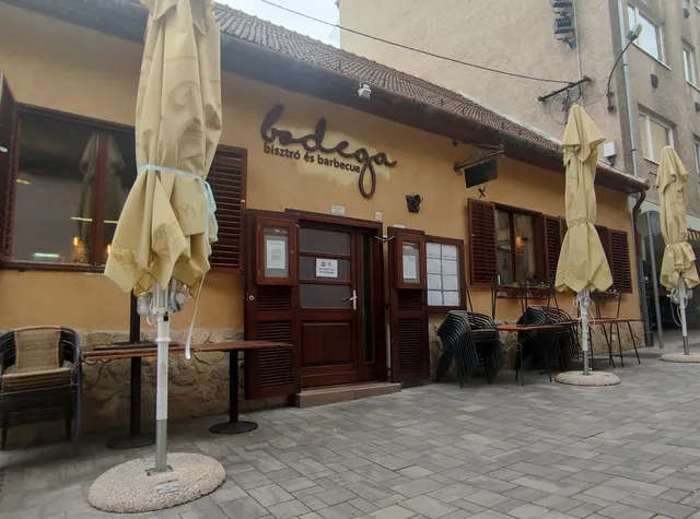 Bodega Bisztró és Barbecue- Corner2 Gasztro Pub