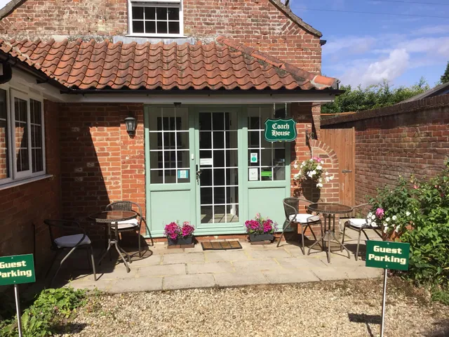 Coach House Wroxham Self Catering Holiday Cottage