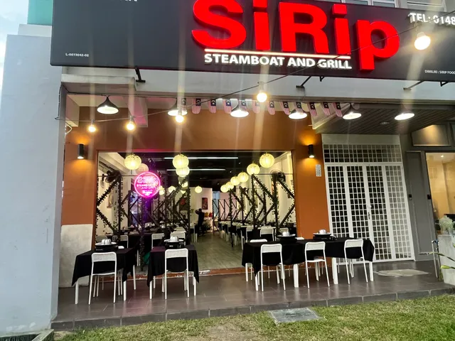 Sirip Steamboat & Grill Ukay Boulevard