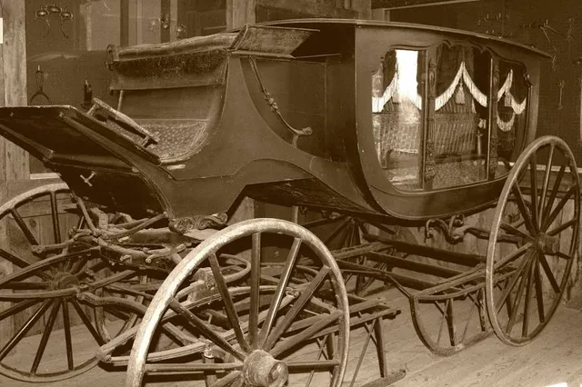 The Vintage Carriage