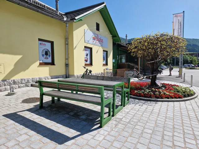 Bahn im Bahnhof - Modellbahnmuseum Mariazellerbahn