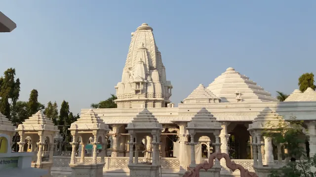 108 Shree Uwassaggaharam Parshwa Tirth