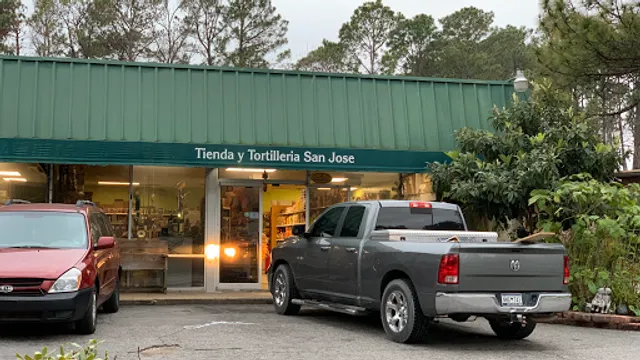 Tienda Y Tortilleria San Jose