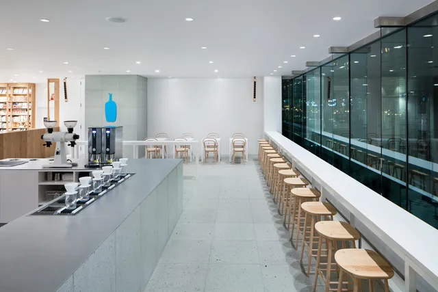 Blue Bottle Coffee - Shinagawa Cafe