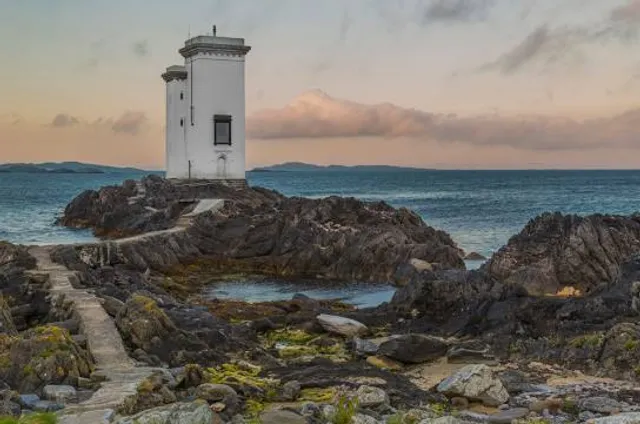 Carraig Fhada Lighthouse