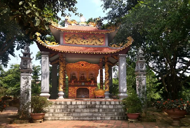 Thac Vang Pagoda